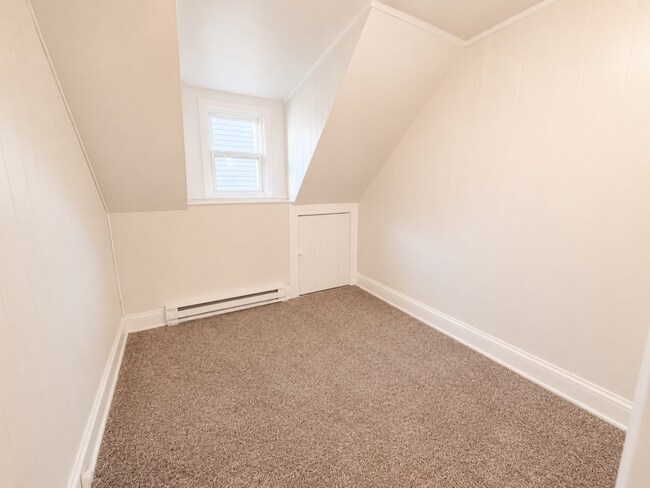 Building Photo - 456 Arden Pl