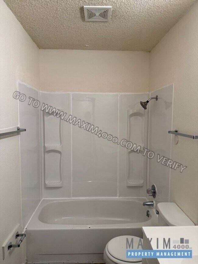 Building Photo - 2150 College Pl