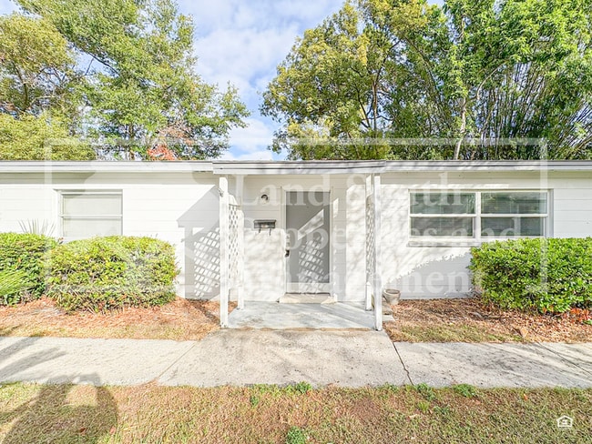 Building Photo - 738 Park Hill Ave