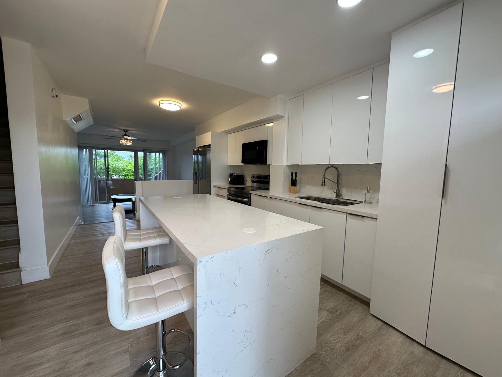 Building Photo - 10900 SW 104th St