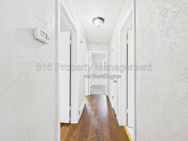 Building Photo - 8250 Webster Ave