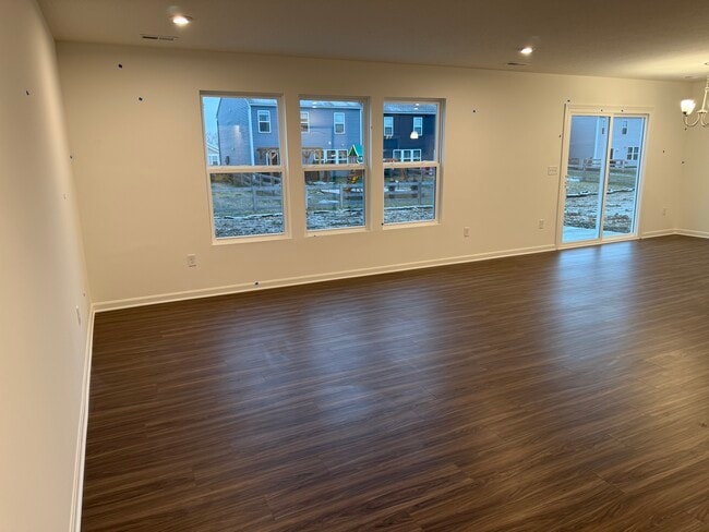 Building Photo - 3372 Dewdrop Way