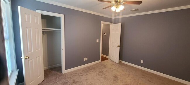 Building Photo - 1010 Newport Pkwy