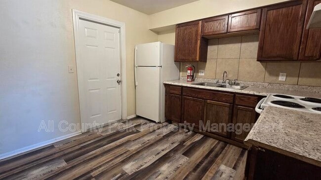 Building Photo - 1516 Moonlite Dr