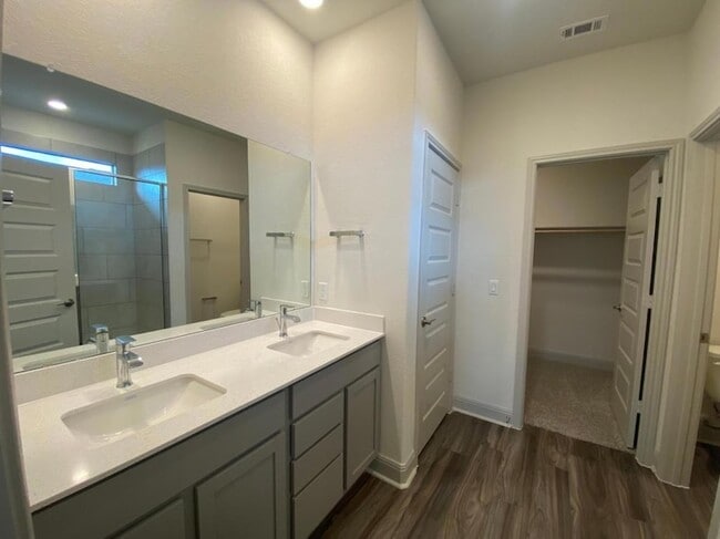 Building Photo - 18024 Stefano Dr