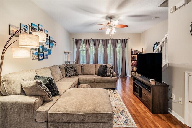 Building Photo - 2445 Earlswood Ct