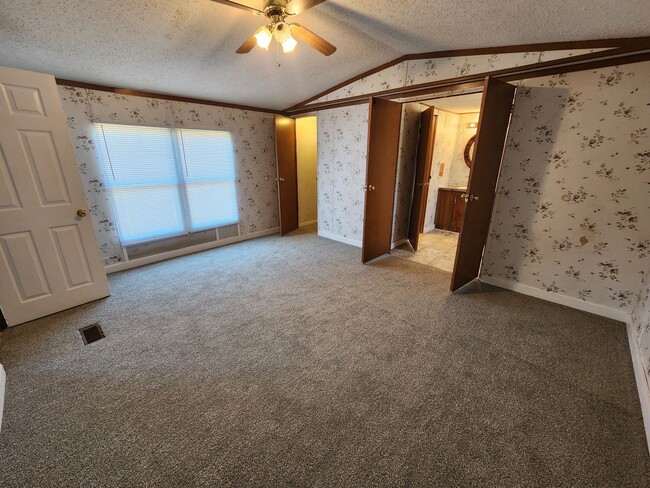 Building Photo - 1136 McPherson Valley Rd