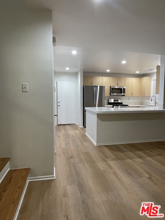 Building Photo - 121 Cancion Way