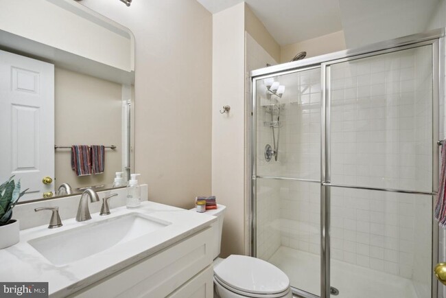 Building Photo - 6257 Harbin Dr