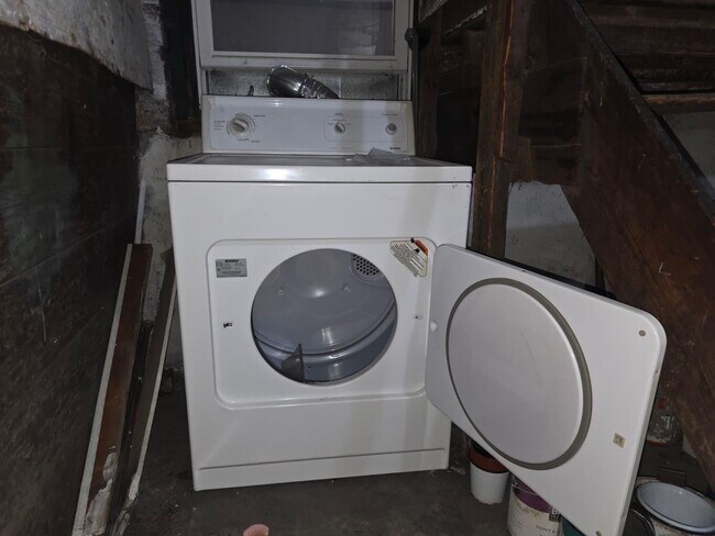 Building Photo - 45 Neptune Ave