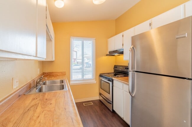 Building Photo - 4802 S Pagosa Way