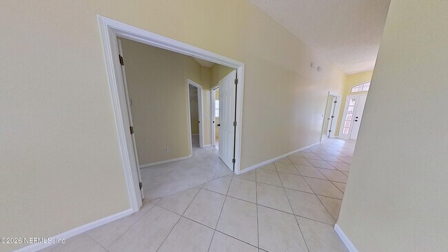 Building Photo - 12404 Hatton Chase Ln E