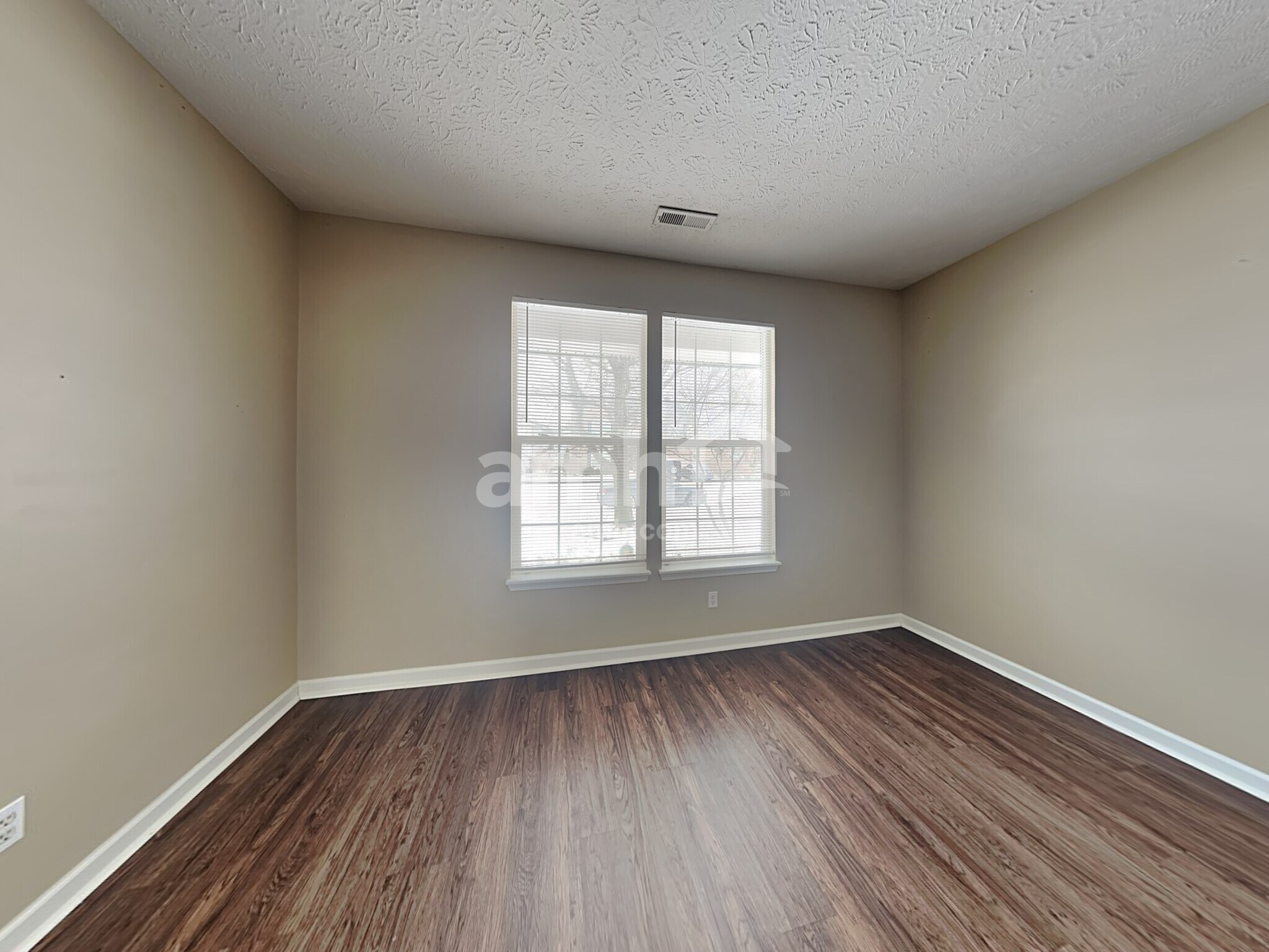 Building Photo - 6534 Amherst Way