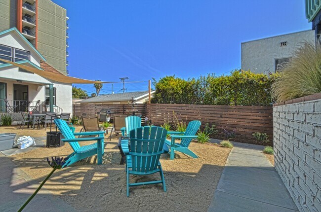 Building Photo - Classic California MODERNIZED- renovated 2...