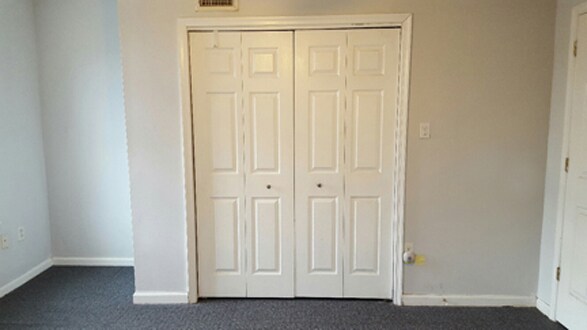 Building Photo - 1617 Christian St