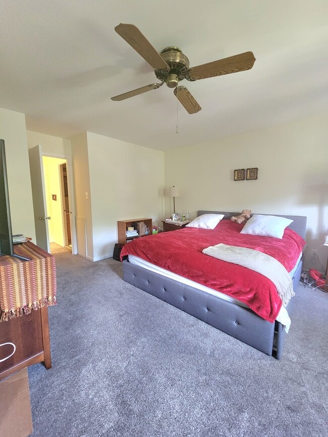 Building Photo - 9689 Scotch Haven Dr