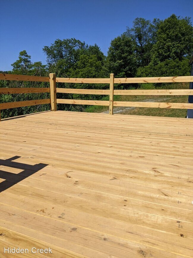 Building Photo - 2 br, 1 bath House - 235 Monarch Lane