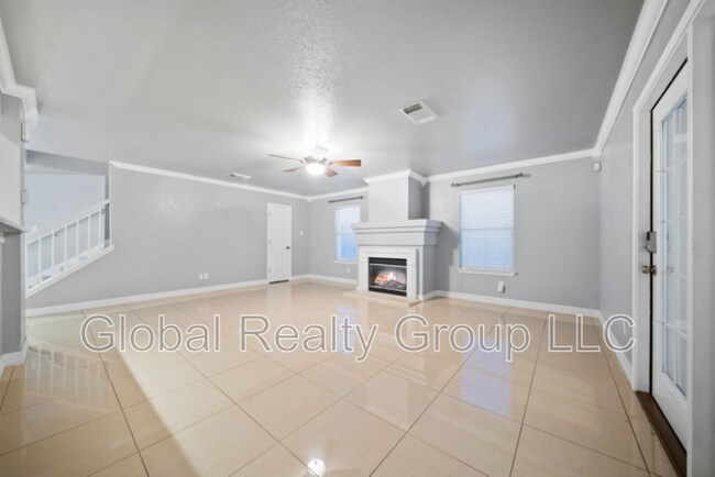 Building Photo - 11016 Forest Shower