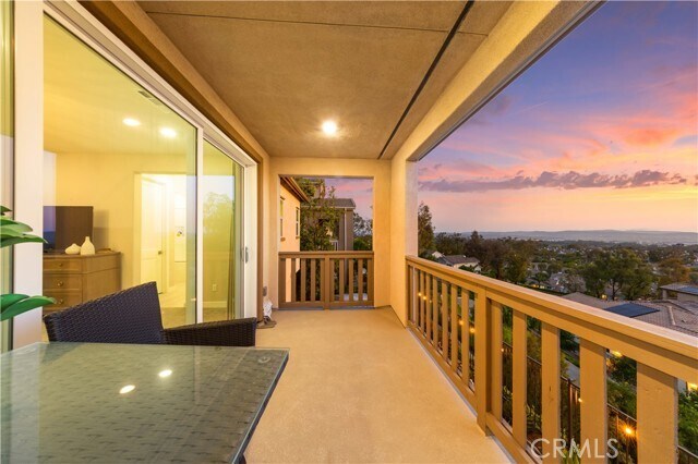 Building Photo - 545 Serrano Summit Dr