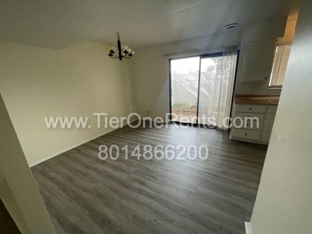 Building Photo - NO DEPOSIT option available for qualified ...