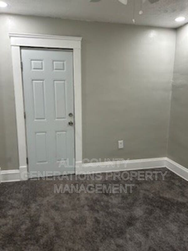 Building Photo - 3540 E 133rd St