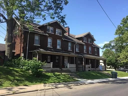 Building Photo - 301 E 19th Ave