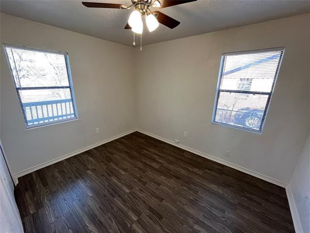 Building Photo - 1321 Woodcrest Dr