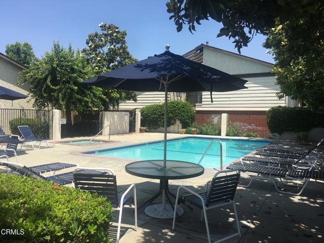 Building Photo - 436 Fairview Ave