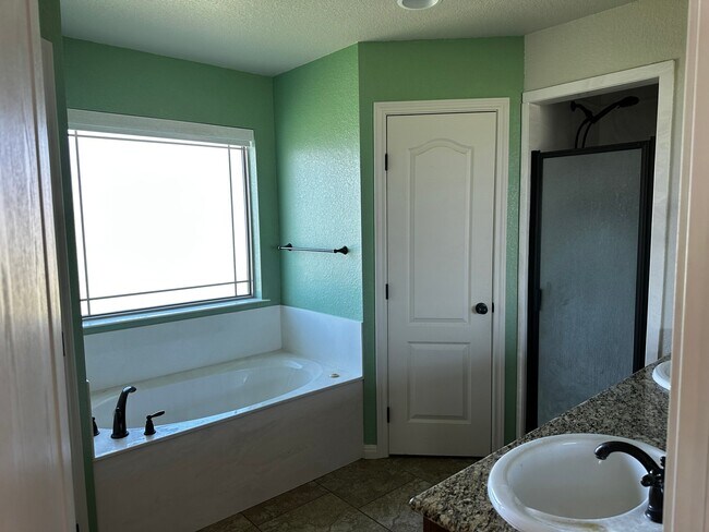 Building Photo - 10412 Whitney Trace Dr