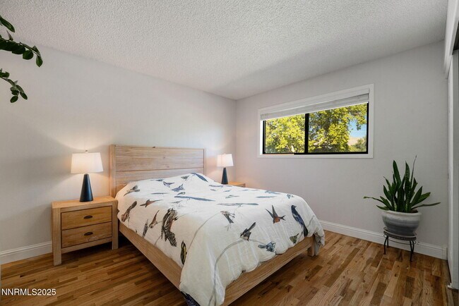 Building Photo - 1175 Akard Dr