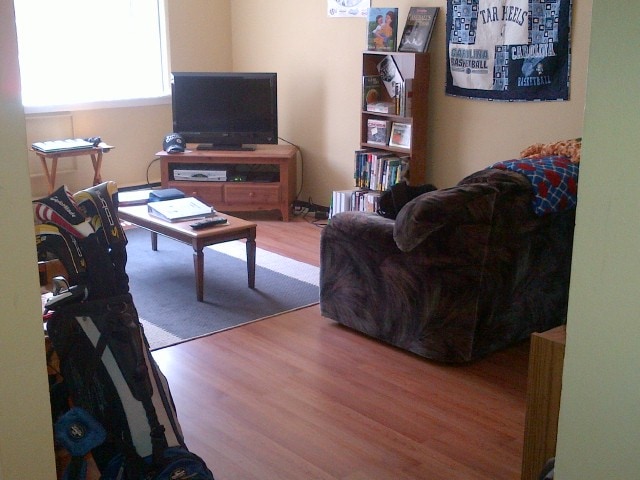 Building Photo - 1733 N Cambridge Ave