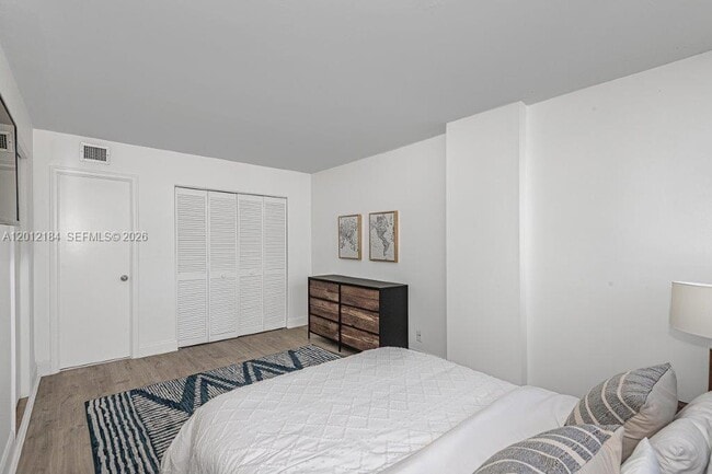 Building Photo - 2401 S Ocean Dr