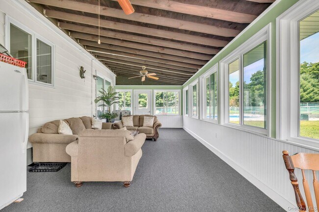 Building Photo - 6 Kuchler Dr