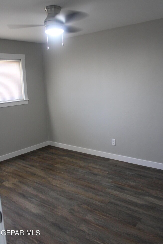 Building Photo - 3133 Fierro Dr