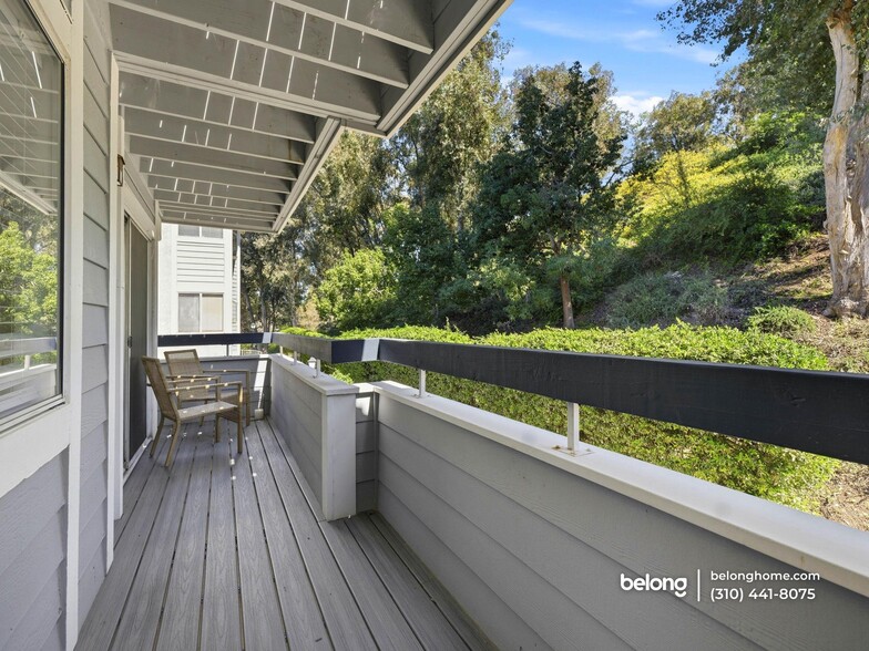 Building Photo - 26914 Flo Ln