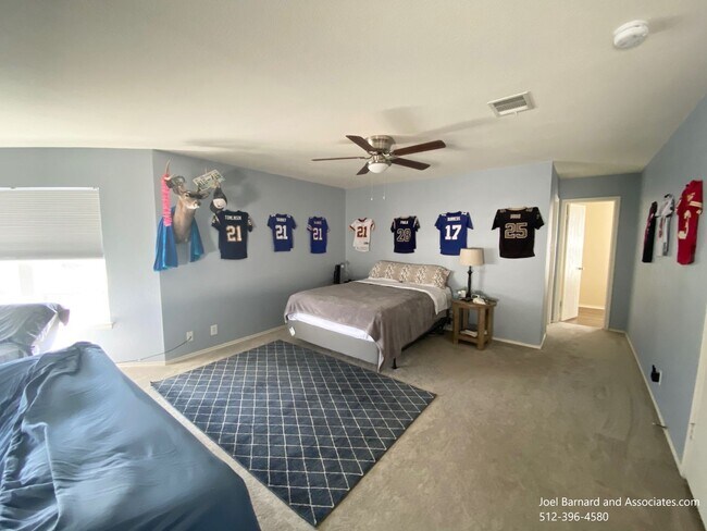 Building Photo - Available July 6: Very Clean, Well Maintai...