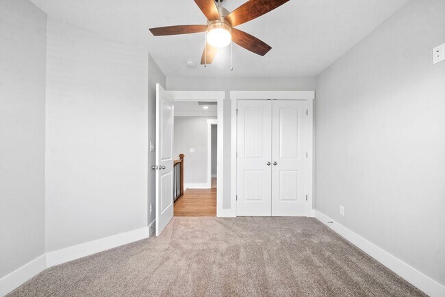Building Photo - 1065 Veridian Dr