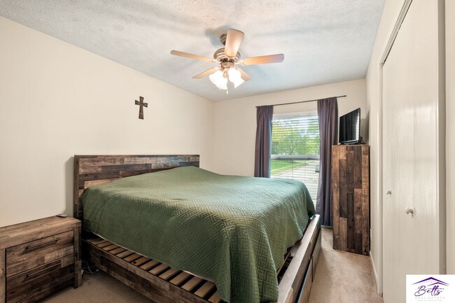 Building Photo - OPEN HOUSE MAY 9, 2025 3PM-4PM