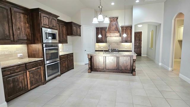 Building Photo - 1021 Pampa Dr