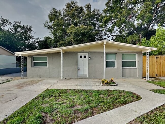 Building Photo - 5701 E 30th Ave