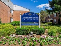 Building Photo - Sherwood Court Apartments
