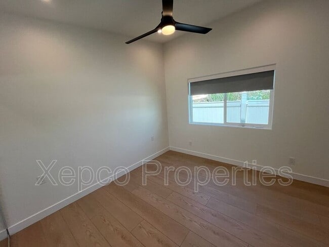 Building Photo - 38702 Paradise Way