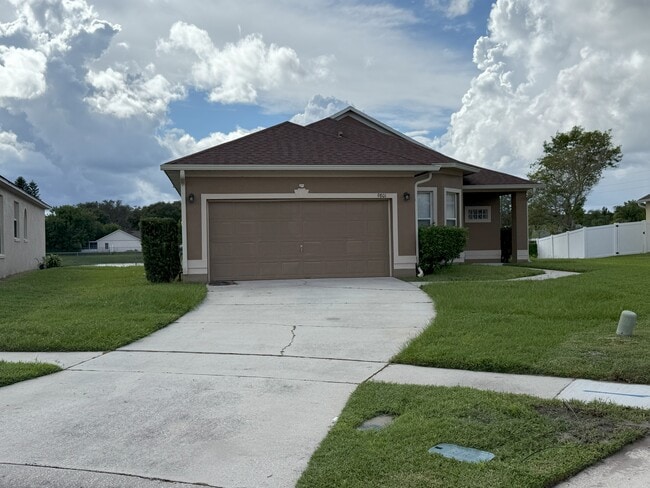 Primary Photo - 9801 Kona Isle Ct