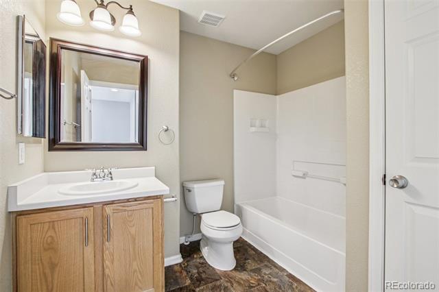 Building Photo - 5888 Biscay St