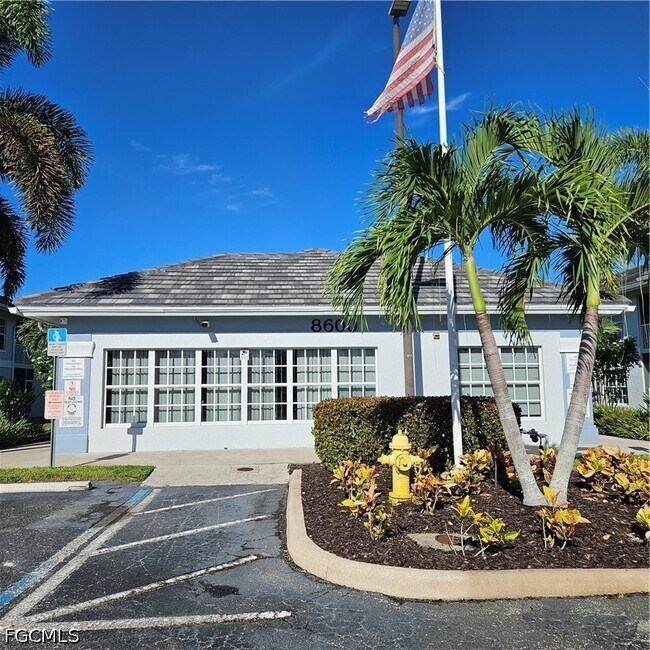 Building Photo - 8513 Bernwood Cove Loop
