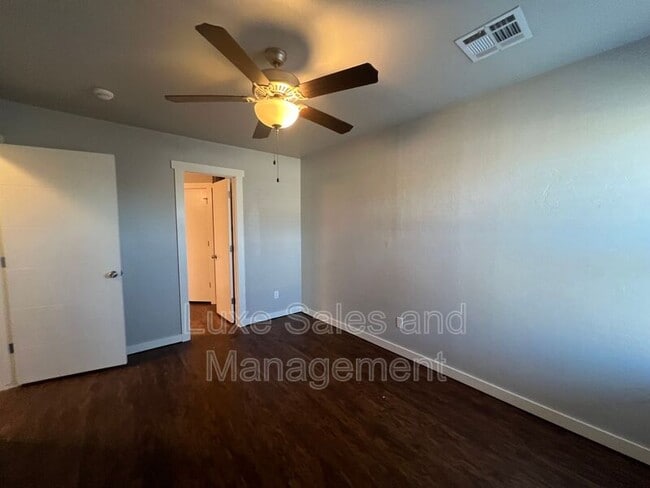 Building Photo - 1407 MacAlpine St