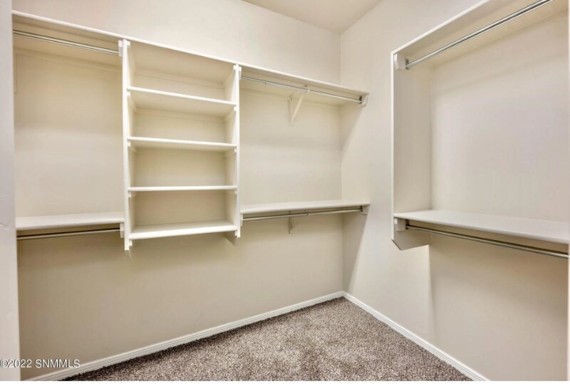 Building Photo - 3933 Agua Duro Dr