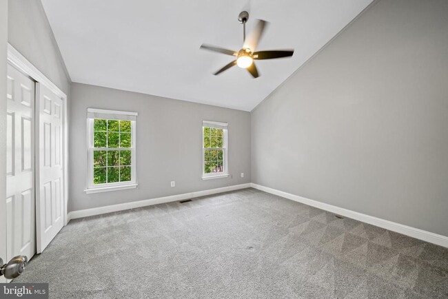 Building Photo - 18613 Village Fountain Dr