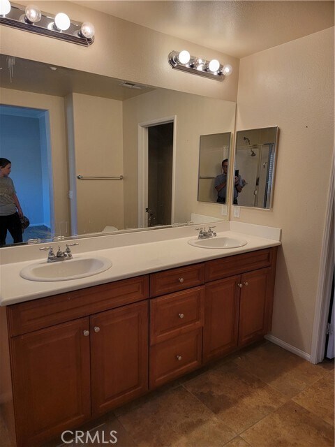 Building Photo - 30505 Canyon Hills Rd