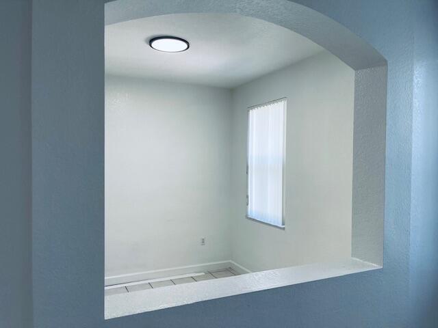 Building Photo - 2030 Shoma Dr